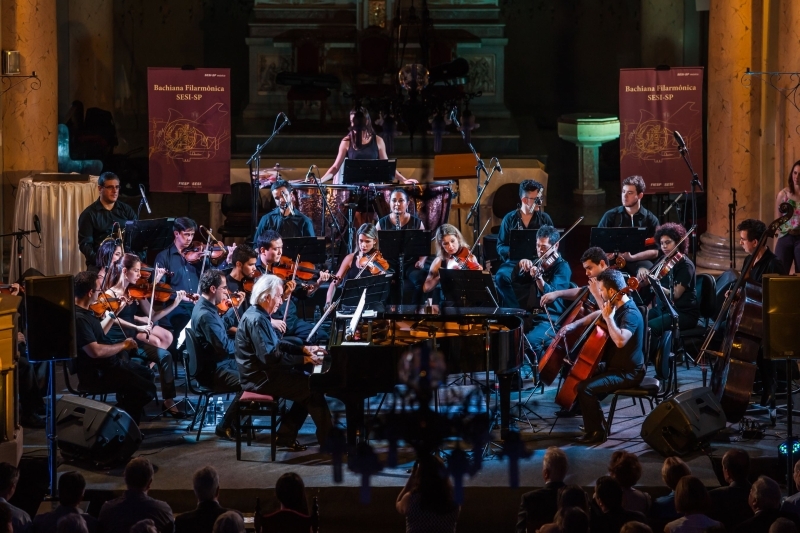 Noticia orquestra-bachiana-do-sesi-se-apresenta-na-praca-moura-andrade